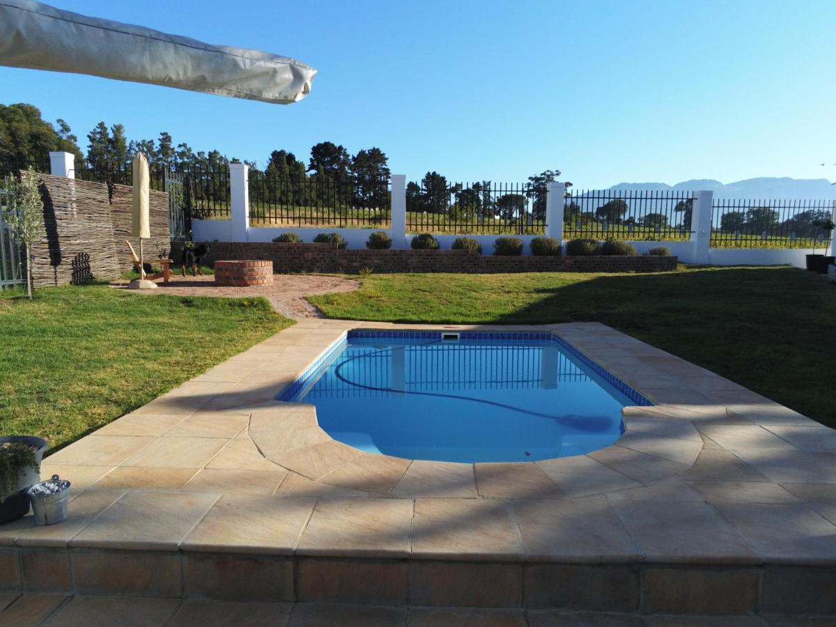 Raithby Winelands Historical Cottage Екстериор снимка