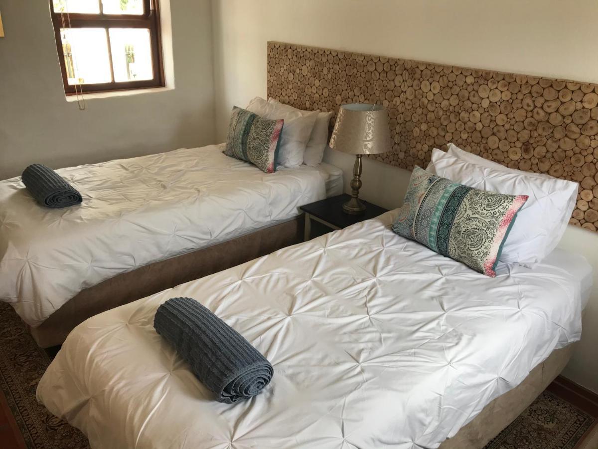 Raithby Winelands Historical Cottage Екстериор снимка