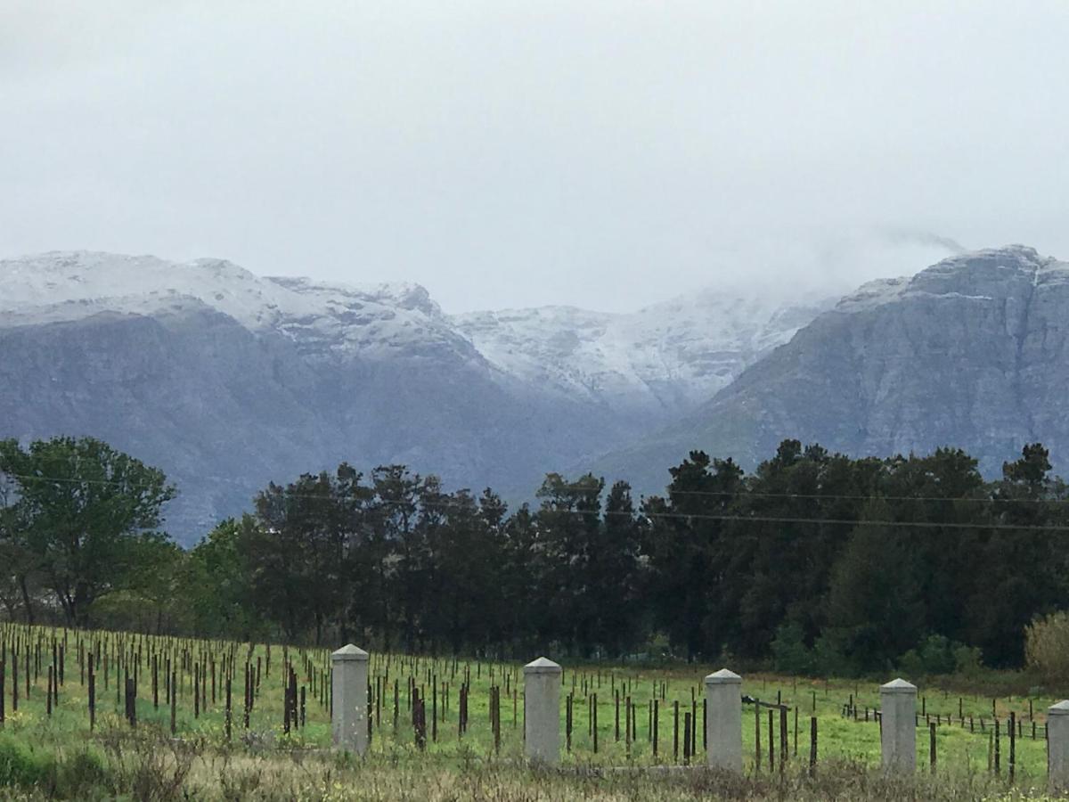 Raithby Winelands Historical Cottage Екстериор снимка