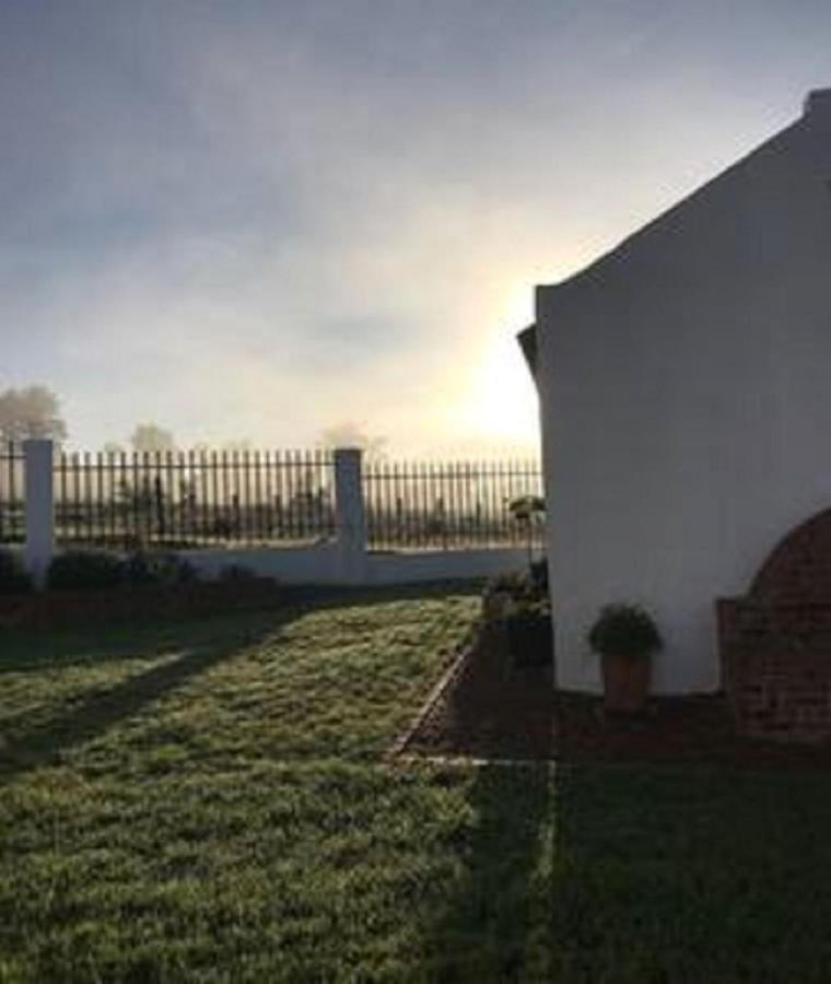 Raithby Winelands Historical Cottage Екстериор снимка